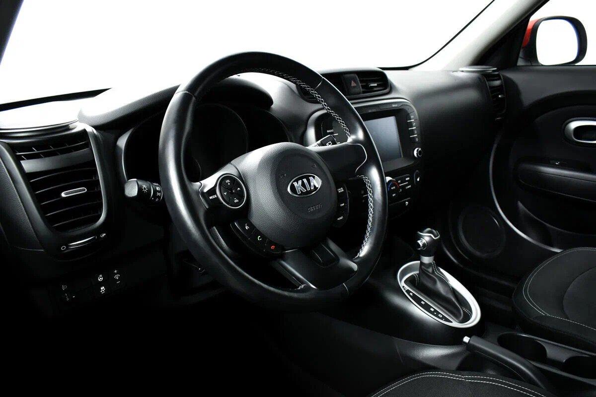 Kia Soul 2018, белый