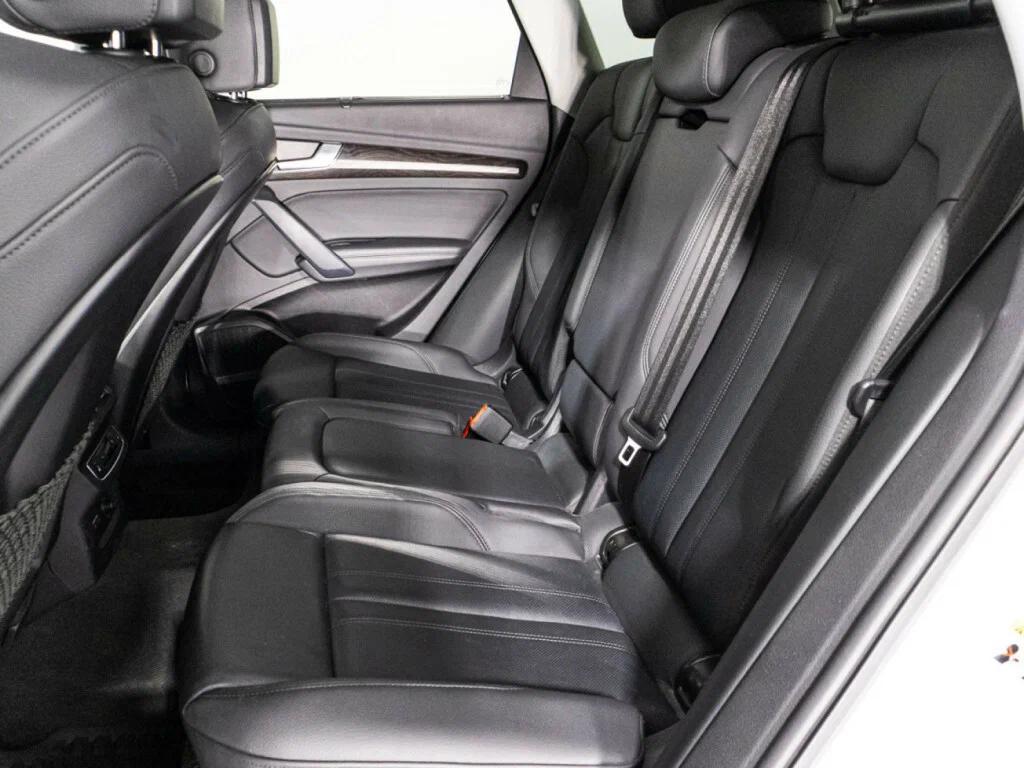 Audi Q5 2017, белый