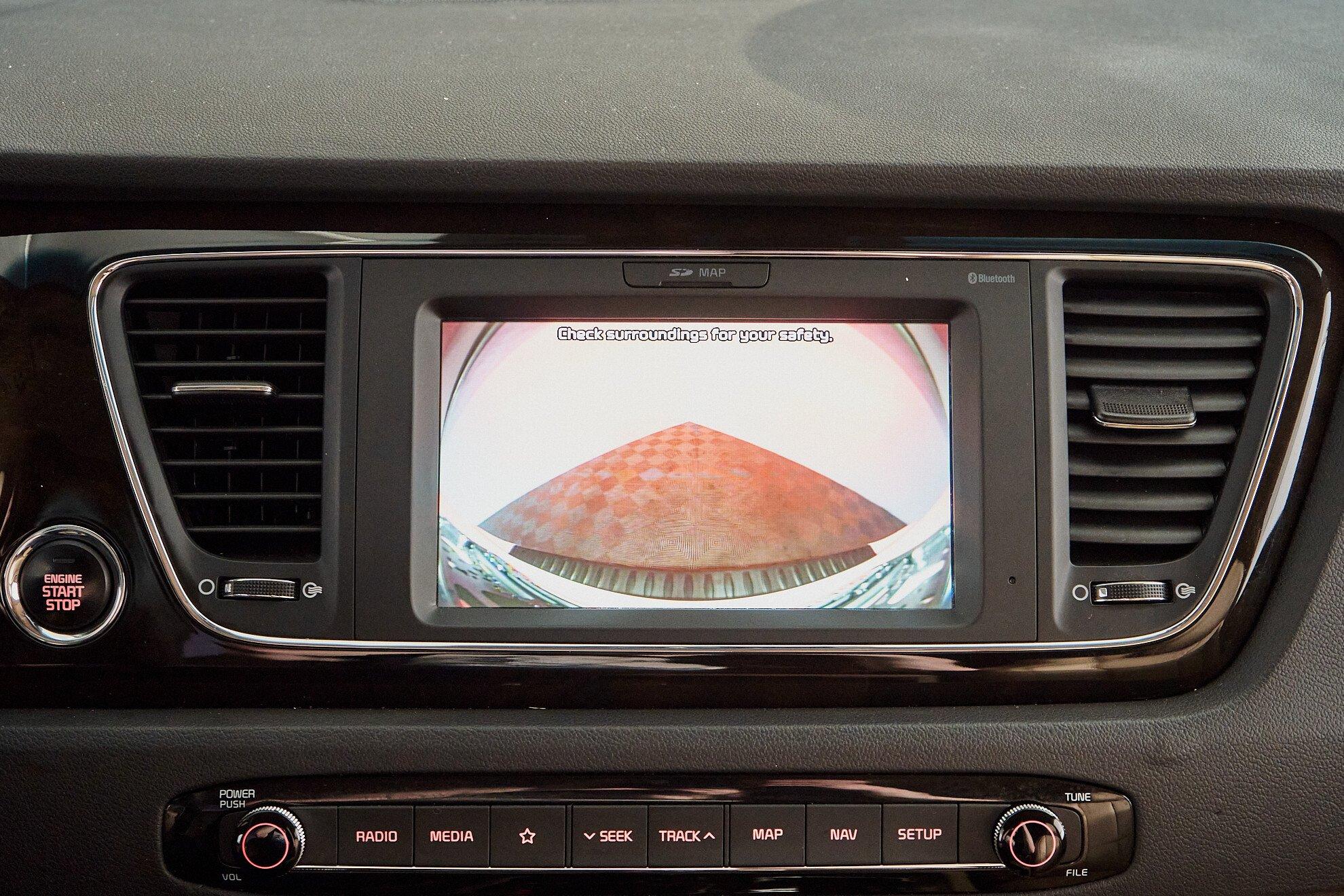 Kia Carnival 2020, белый