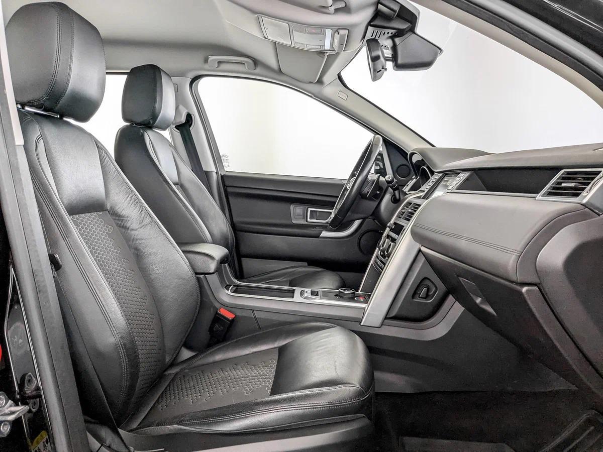 Land Rover Discovery Sport 2019, черный