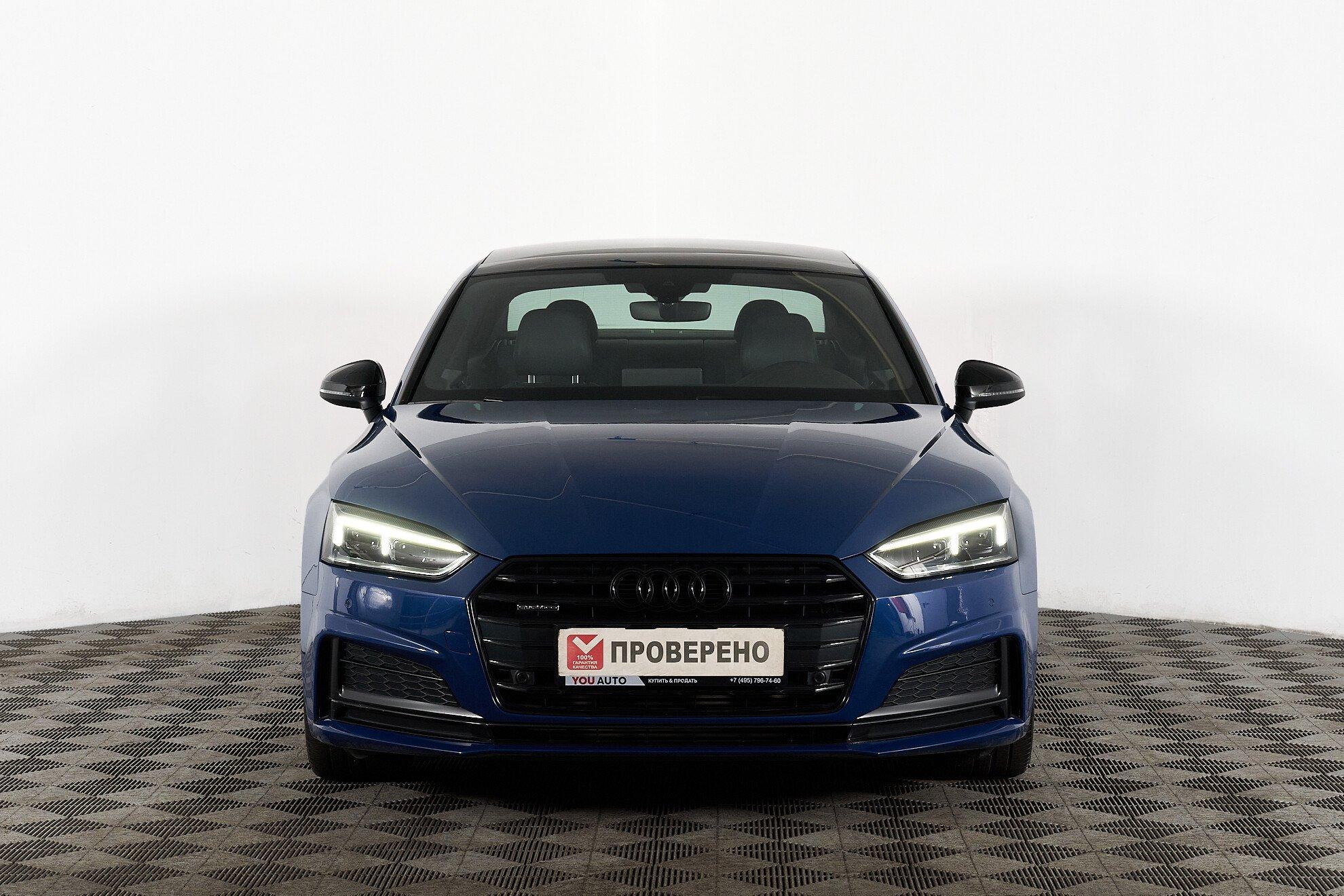 Audi A5 2019, синий