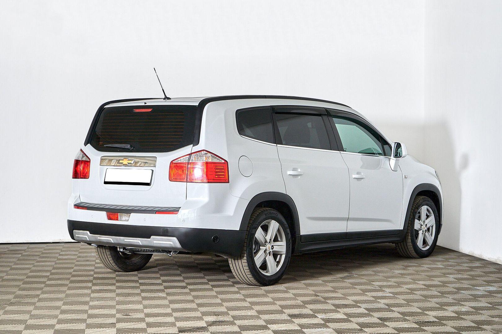 Chevrolet Orlando 2014, белый