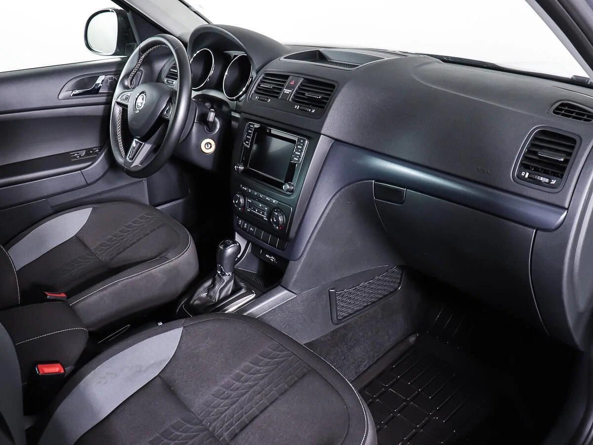 Skoda Yeti 2016, серебряный