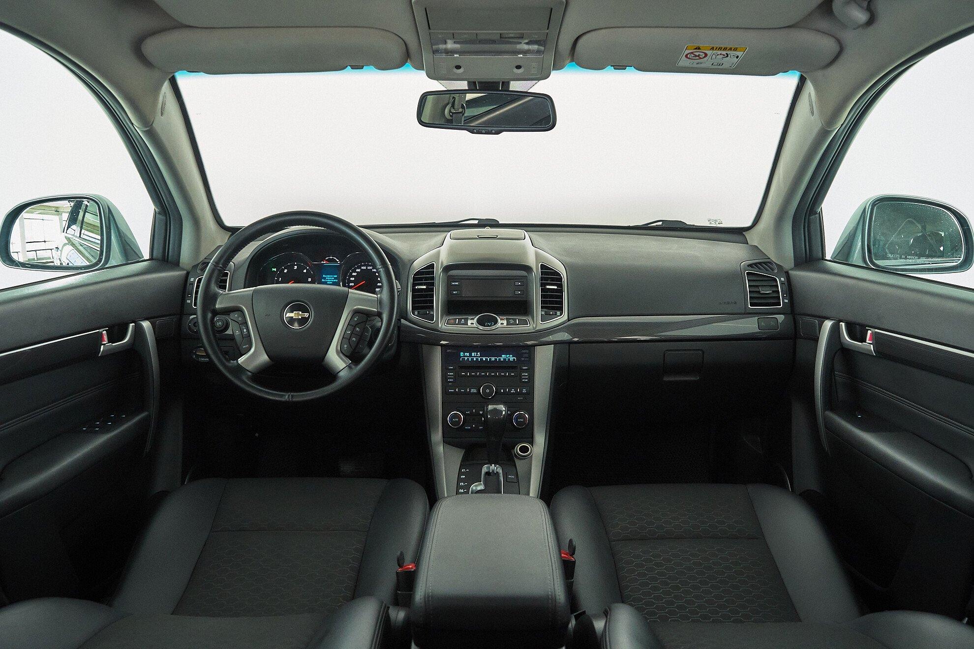 Chevrolet Captiva 2014, серый