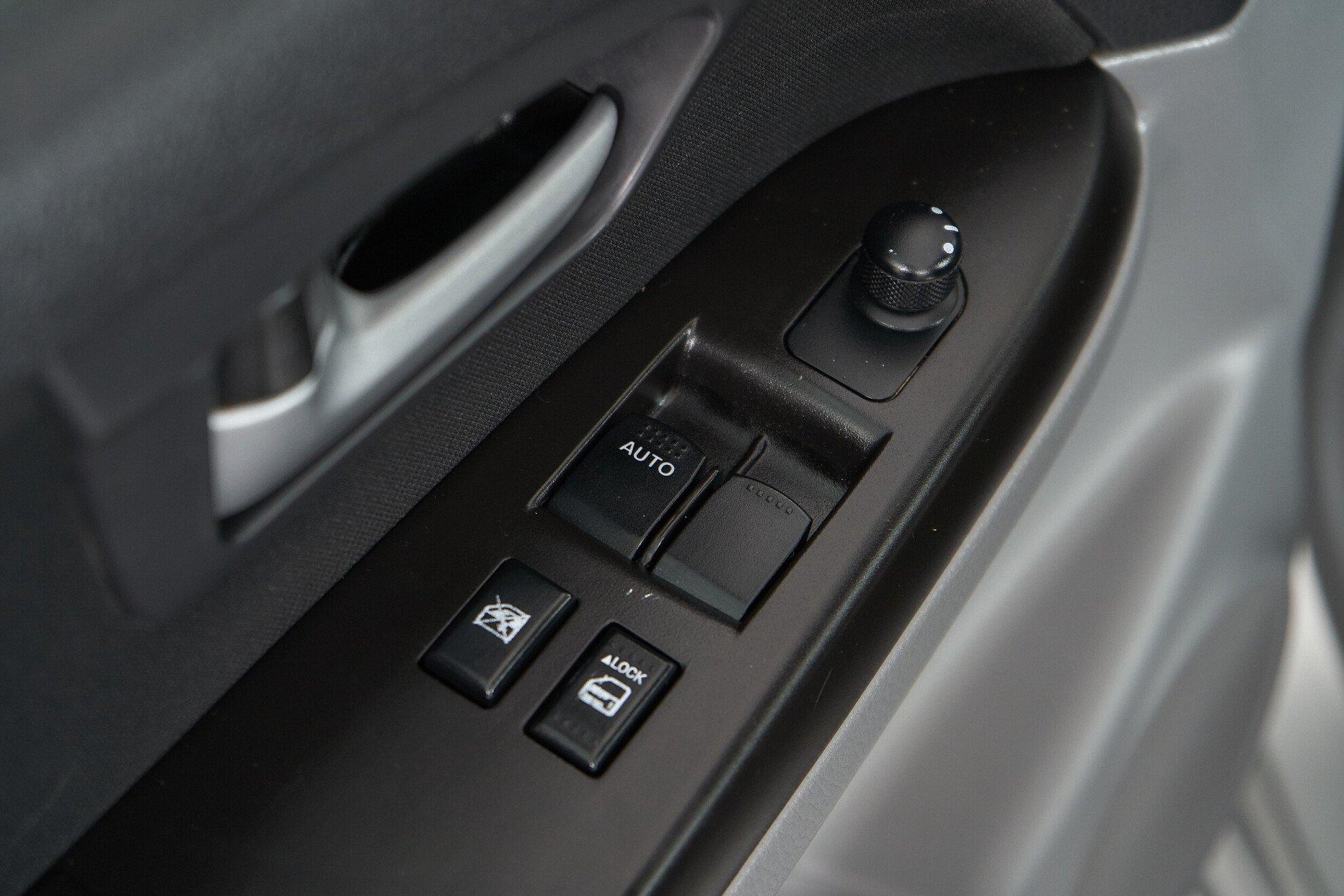 Suzuki SX4 2010, серебряный