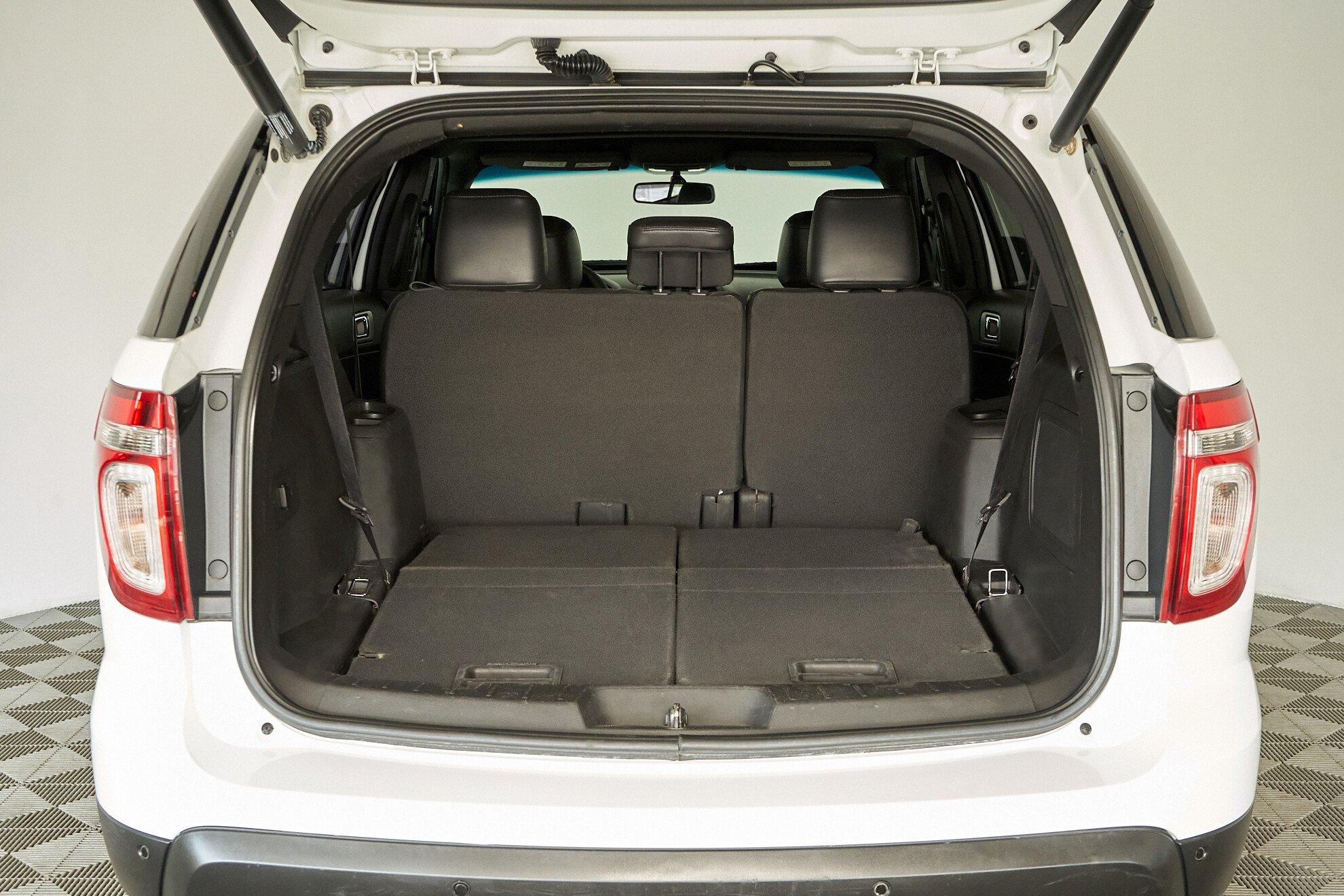 Ford Explorer 2014, белый