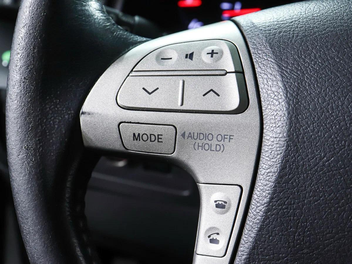 Toyota Camry 2011, черный
