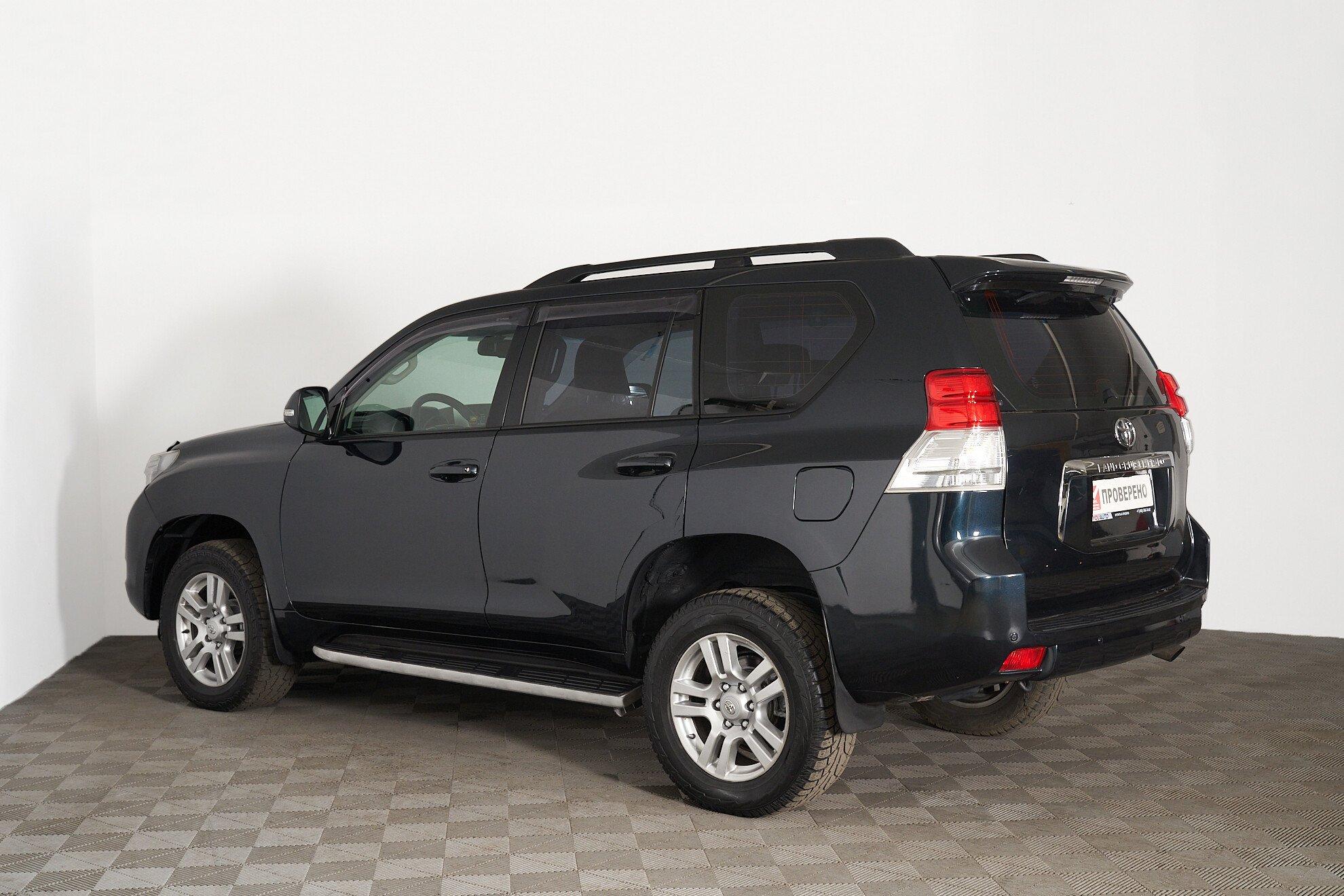 Toyota Land Cruiser Prado 2011, серый
