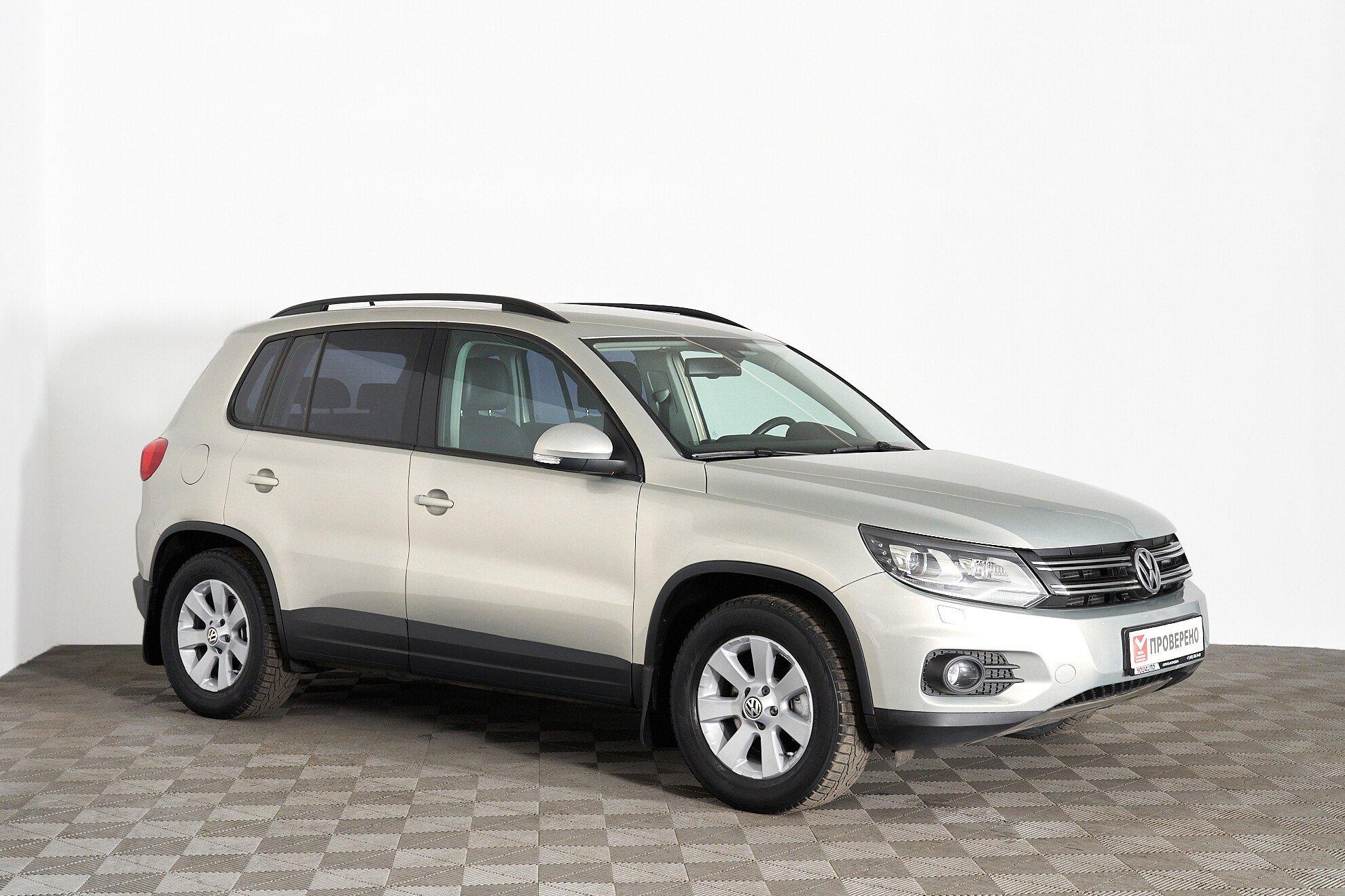 Volkswagen Tiguan 2012, серебряный