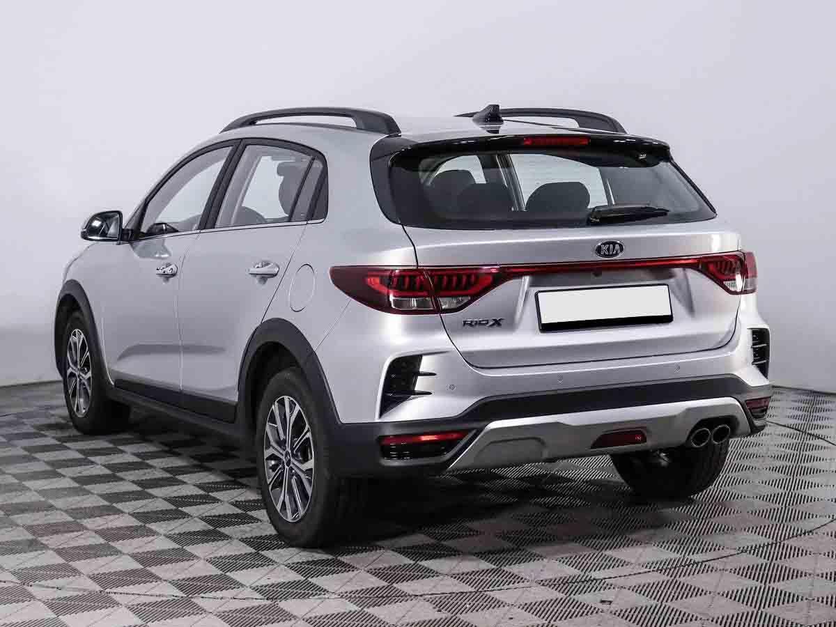 Kia Rio 2021, серебряный