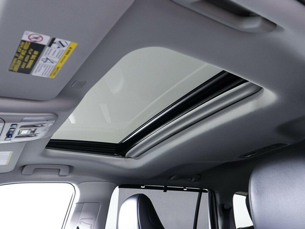 Toyota Highlander 2022, черный