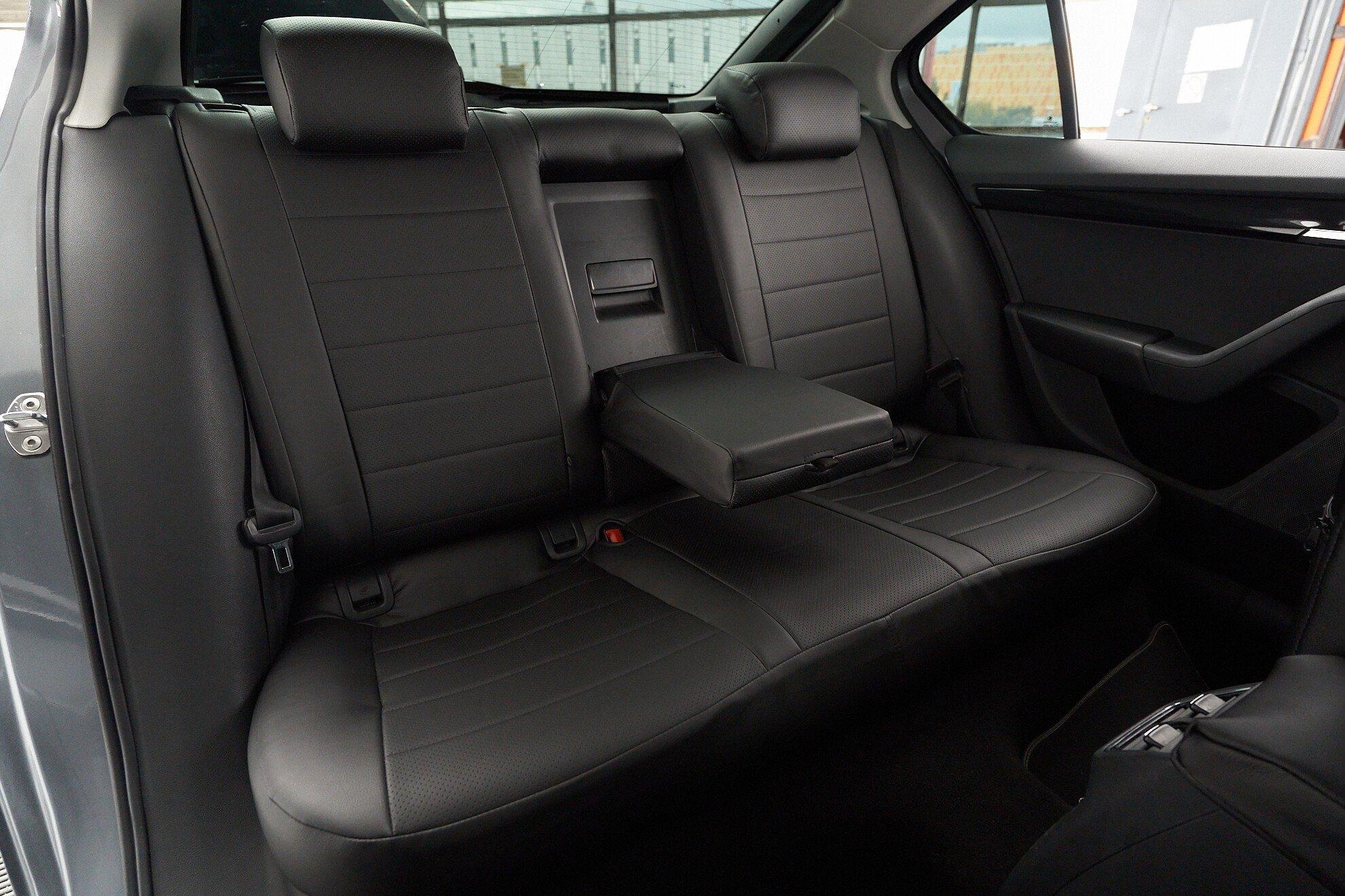 Skoda Octavia 2015, серый