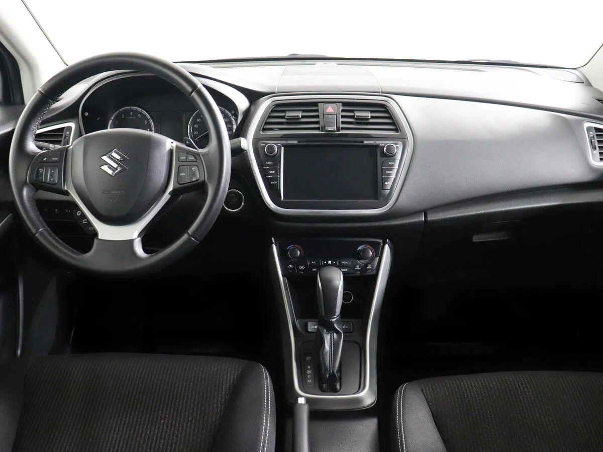 Suzuki SX4 2018, черный