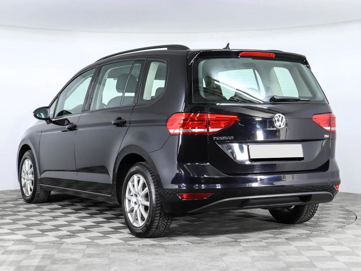 Volkswagen Touran 2018, черный