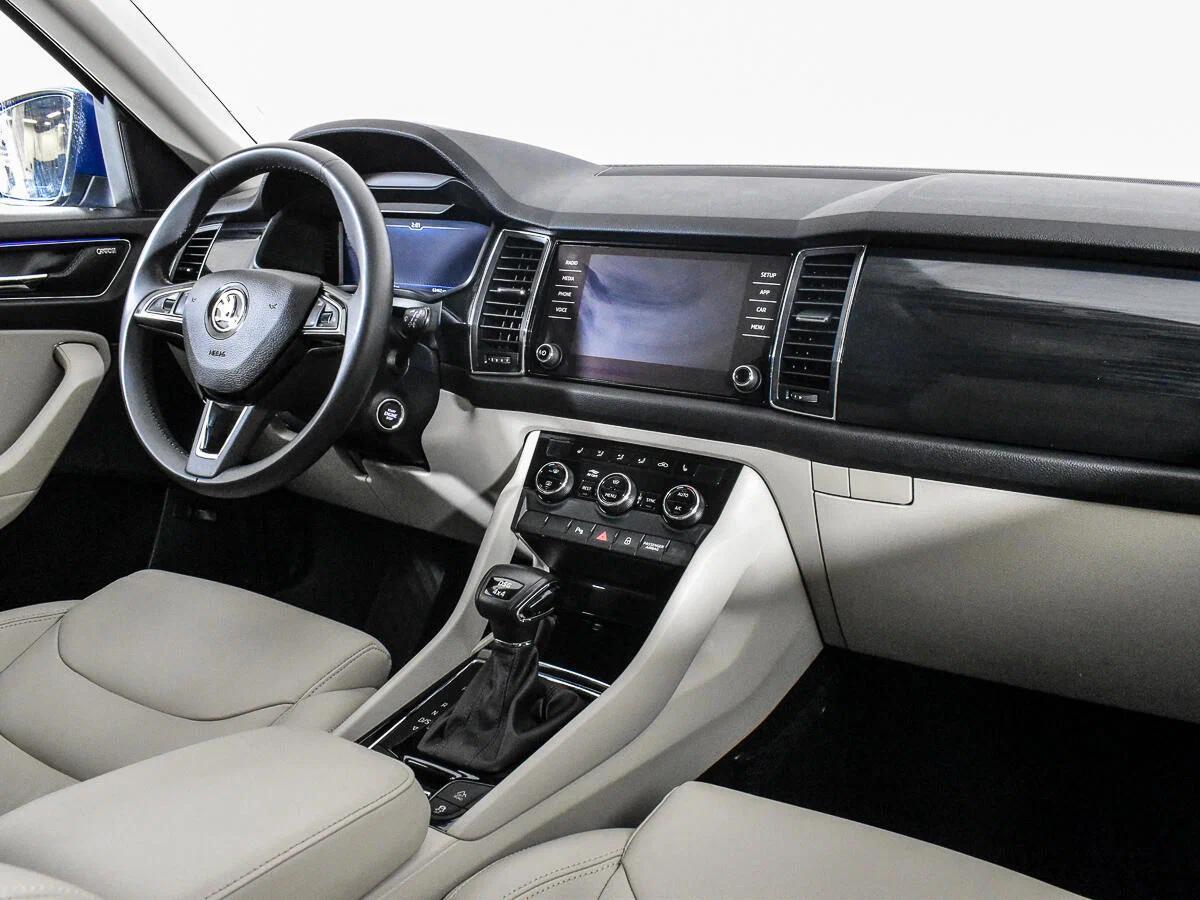 Skoda Kodiaq 2020, синий