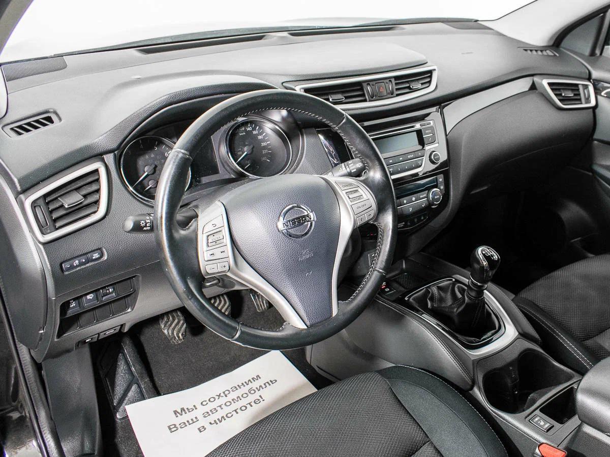 Nissan Qashqai 2017, черный