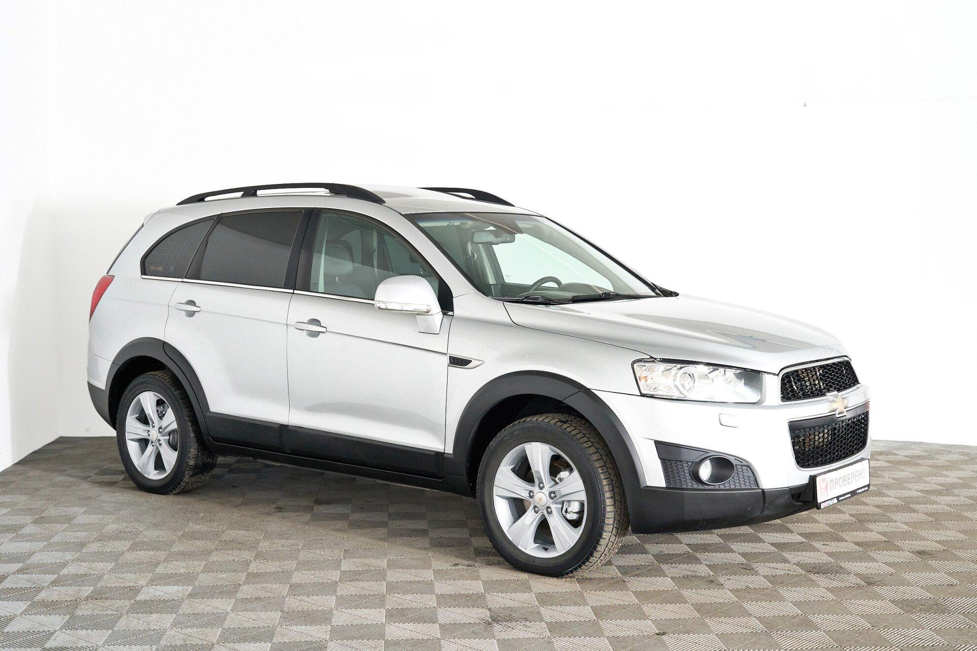 Chevrolet Captiva 2012, серебряный