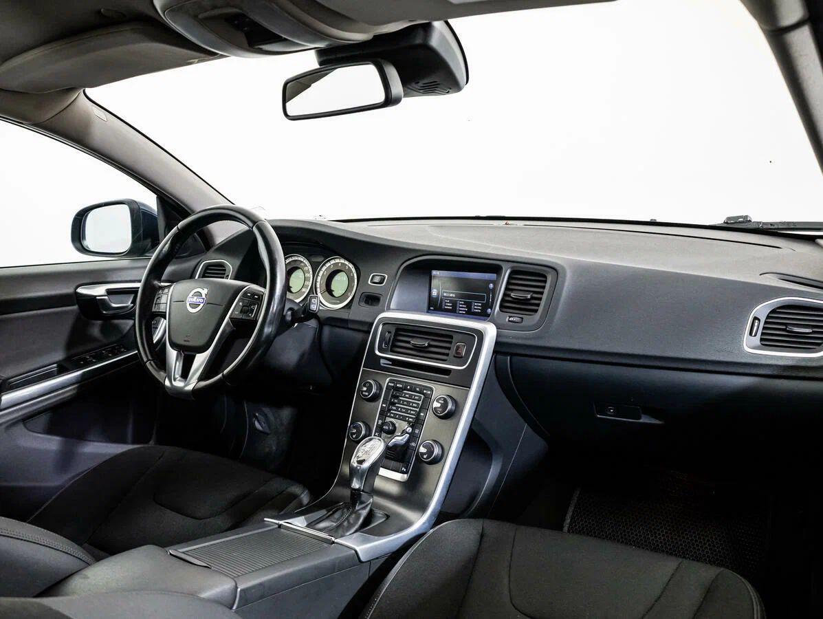 Volvo V60 2011, синий