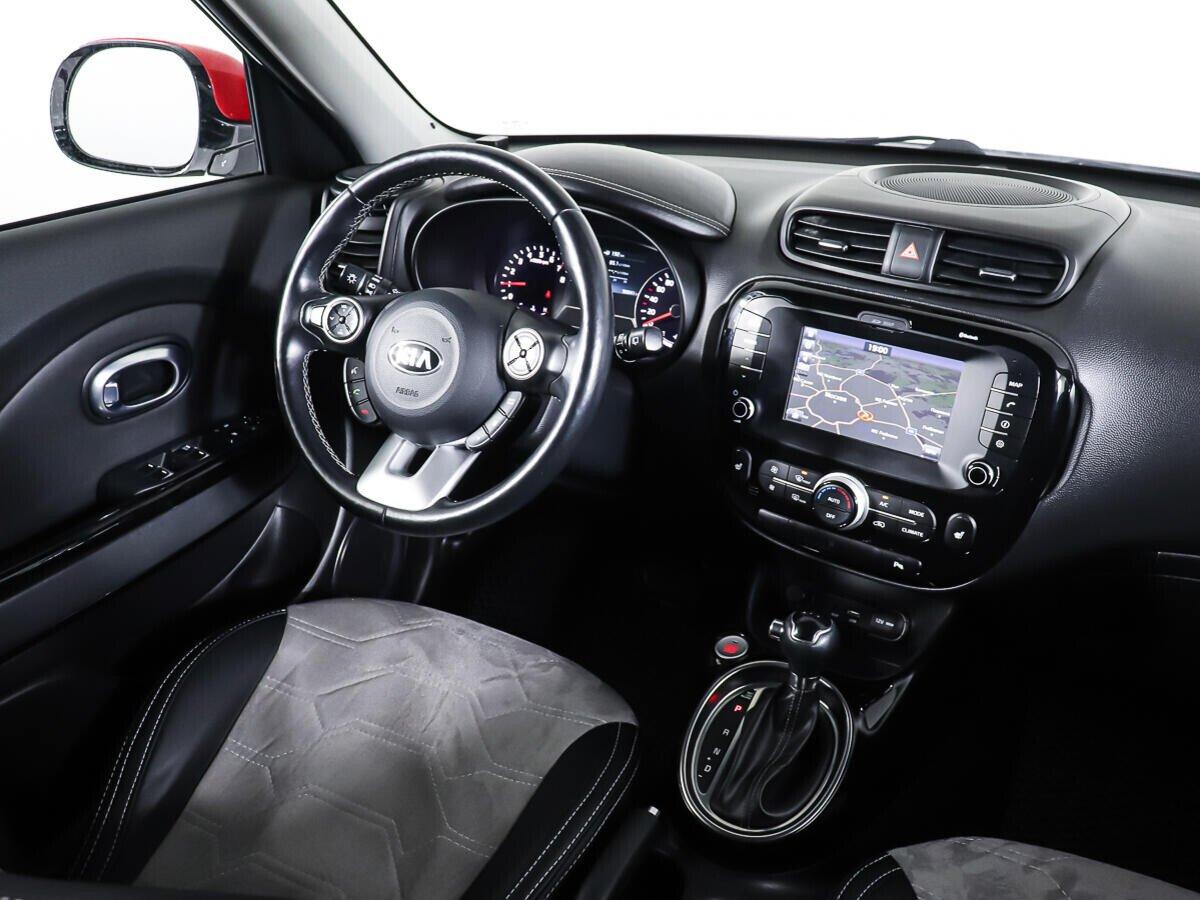 Kia Soul 2019, белый