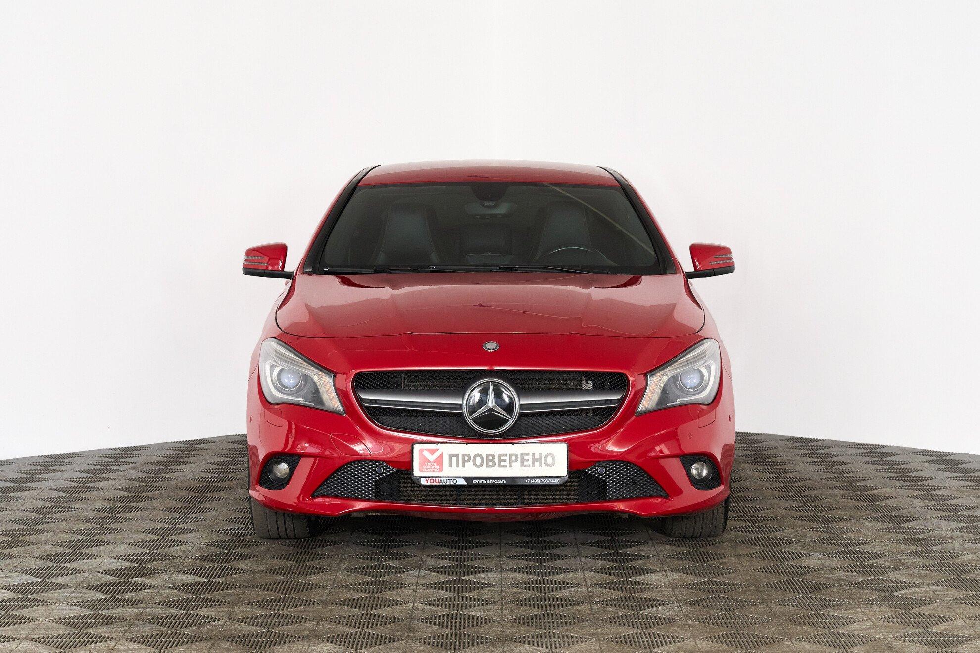 Mercedes-Benz CLA 2014, красный