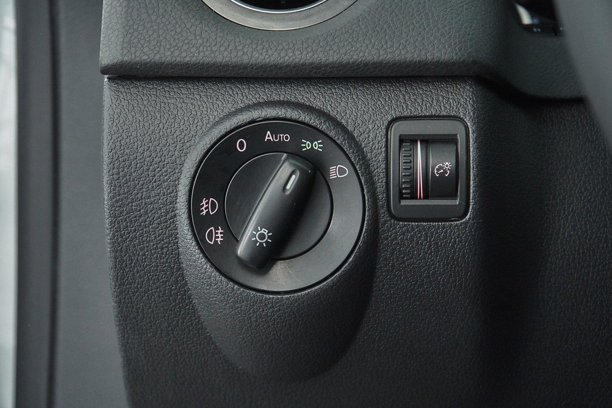 Volkswagen Tiguan 2009, серебряный