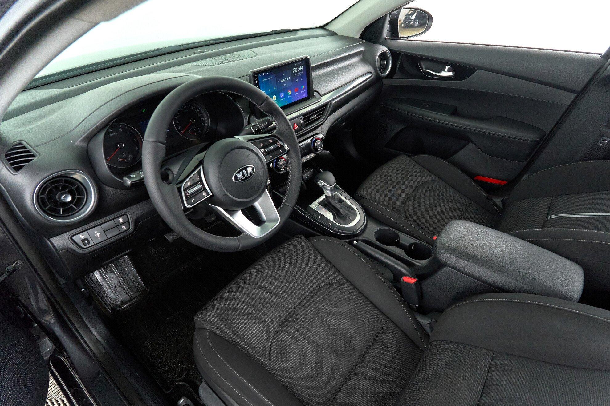 Kia Cerato 2018, серый