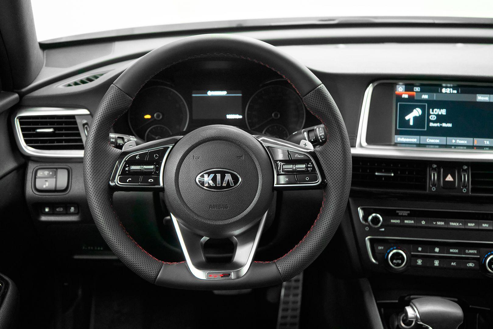 Kia Optima 2018, белый