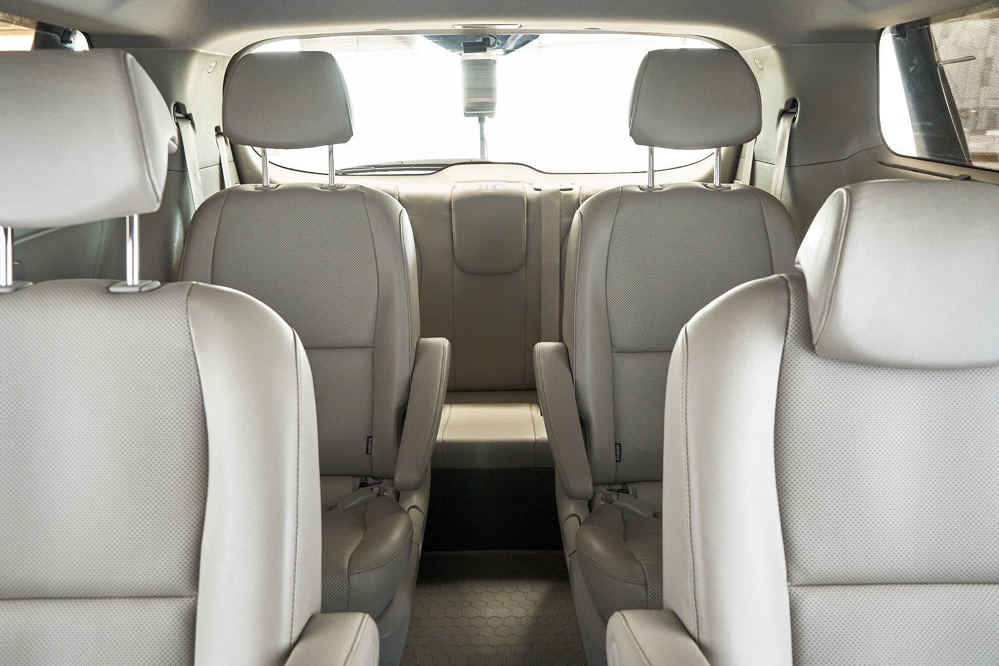 Kia Carnival 2017, белый