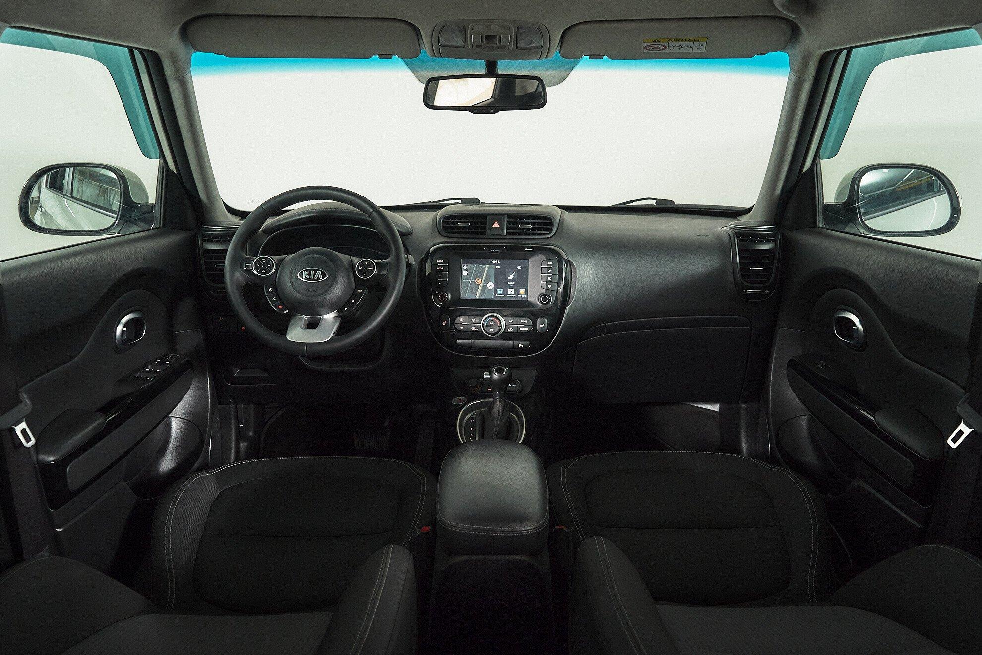 Kia Soul 2018, белый