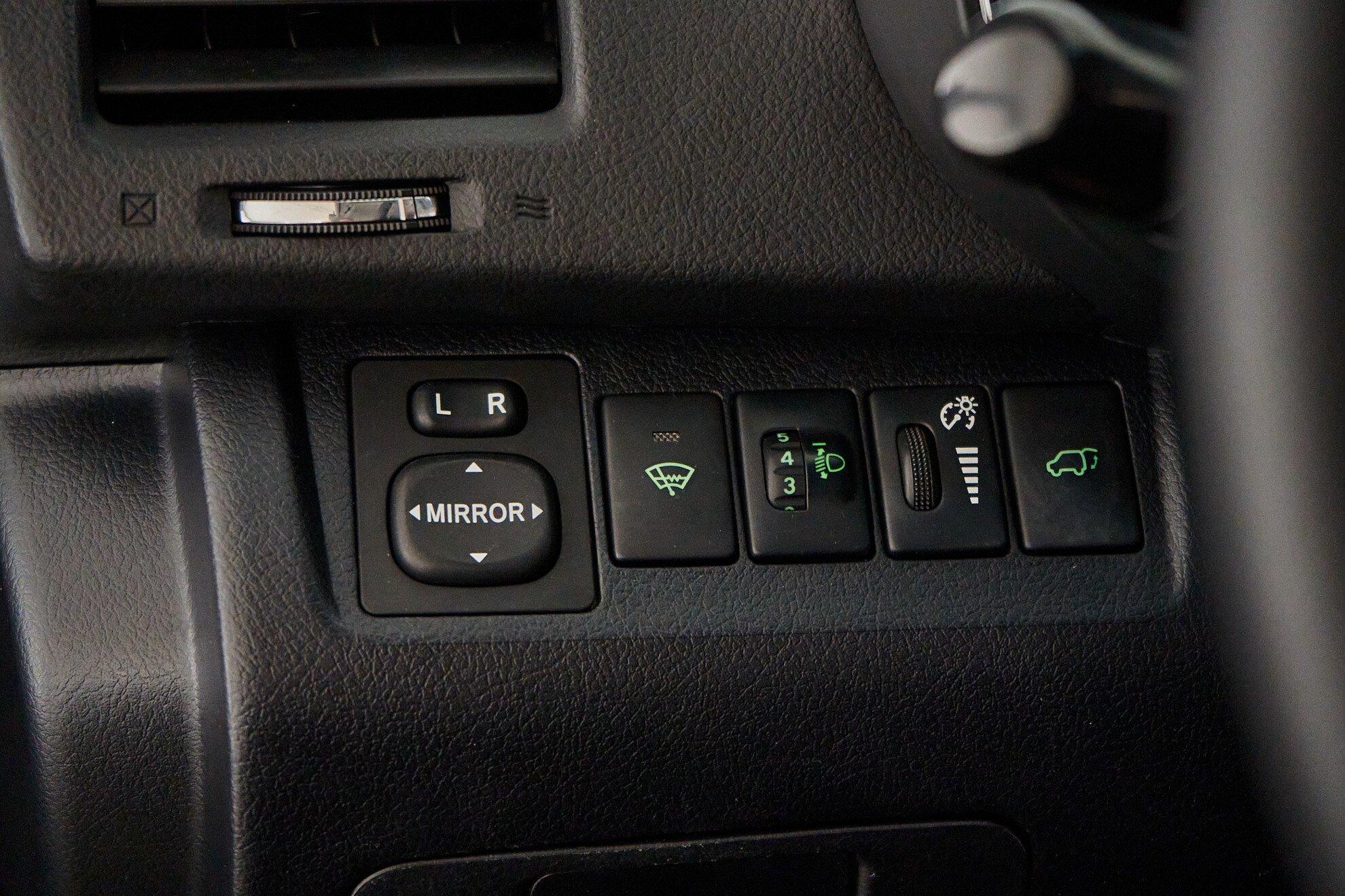 Toyota Highlander 2012, черный