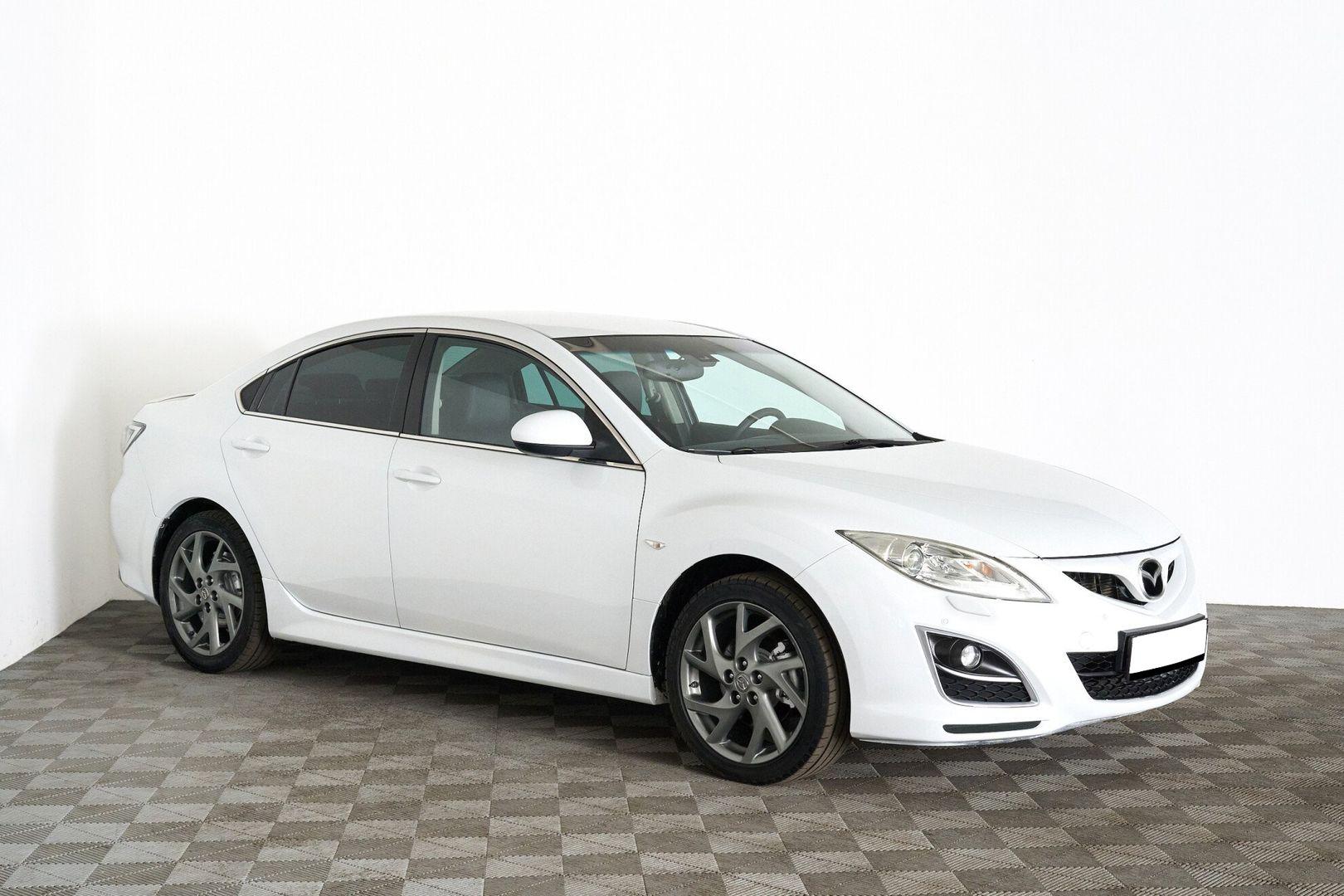 Mazda 6 2011, белый