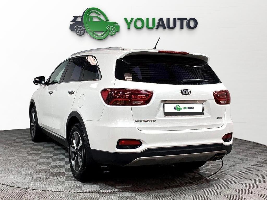 Kia Sorento 2018, белый