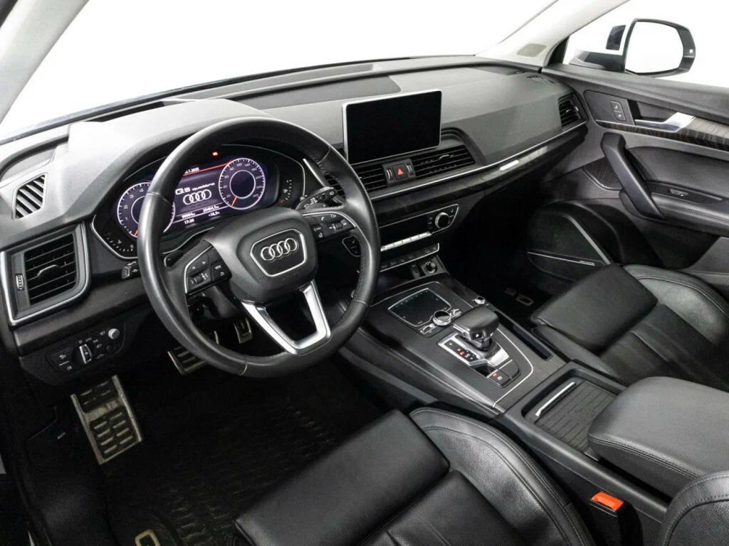Audi Q5 2017, белый