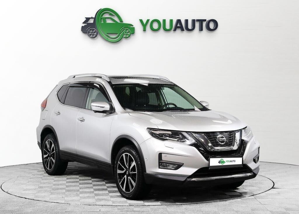 Nissan X-Trail 2021, серебряный