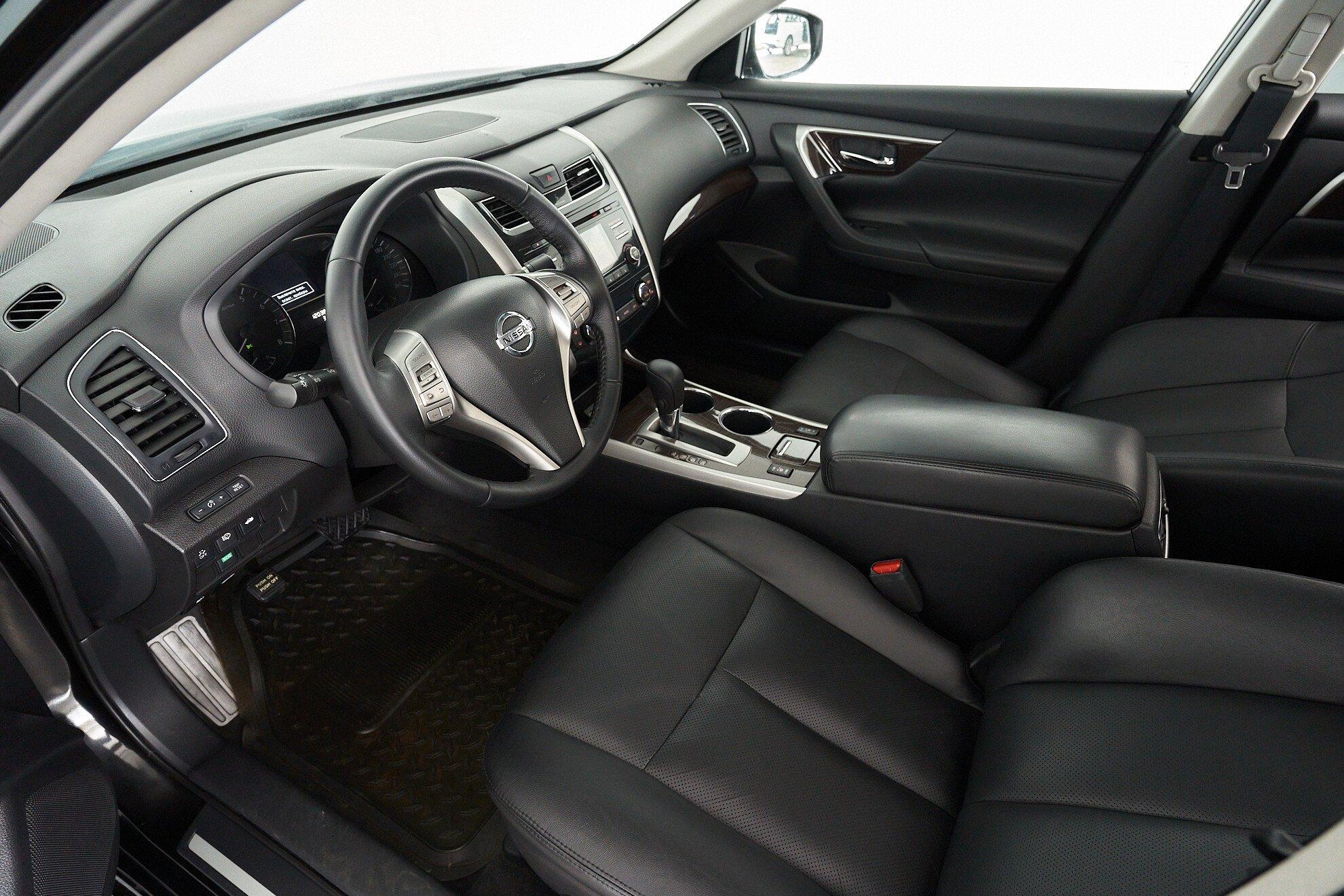 Nissan Teana 2014, черный