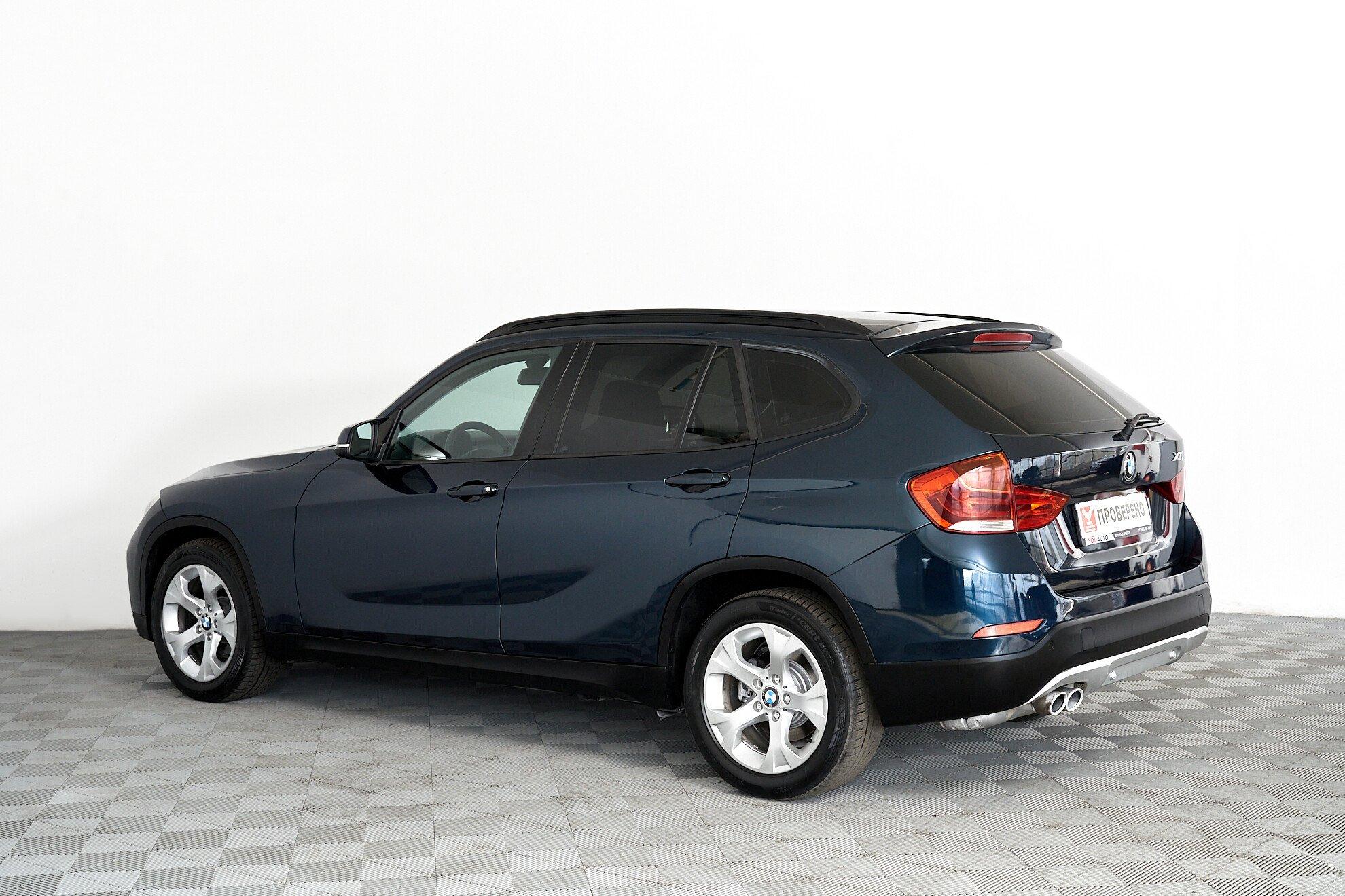 BMW X1 2014, синий