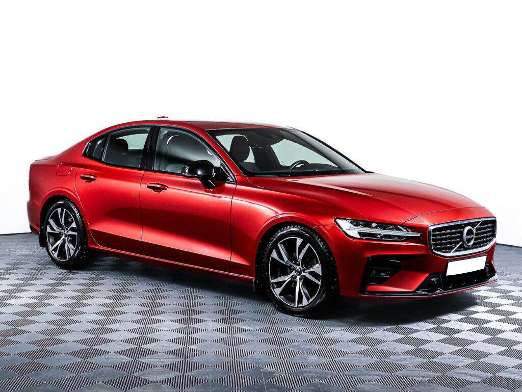 Volvo S60 2020, красный