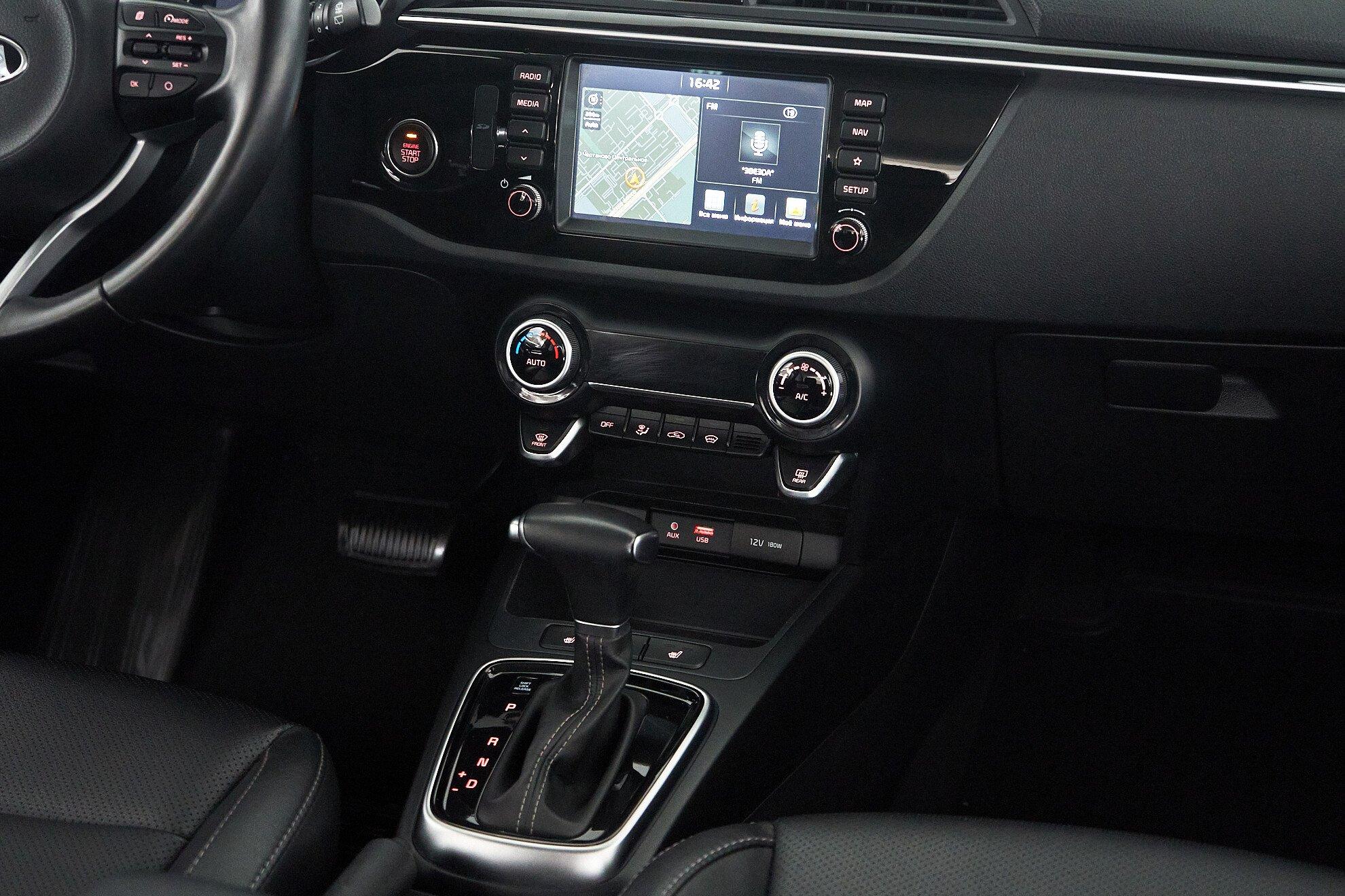 Kia Rio X-Line 2019, черный