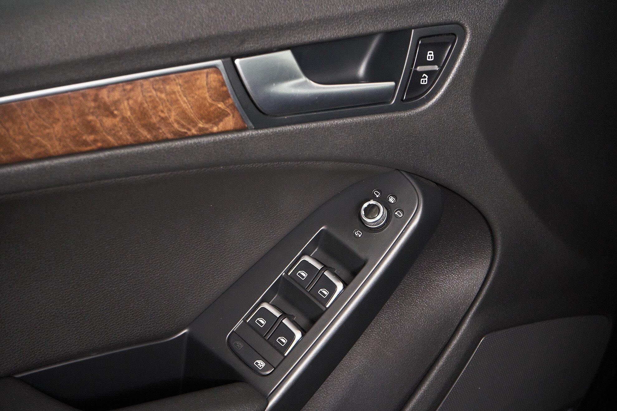Audi A5 2013, черный