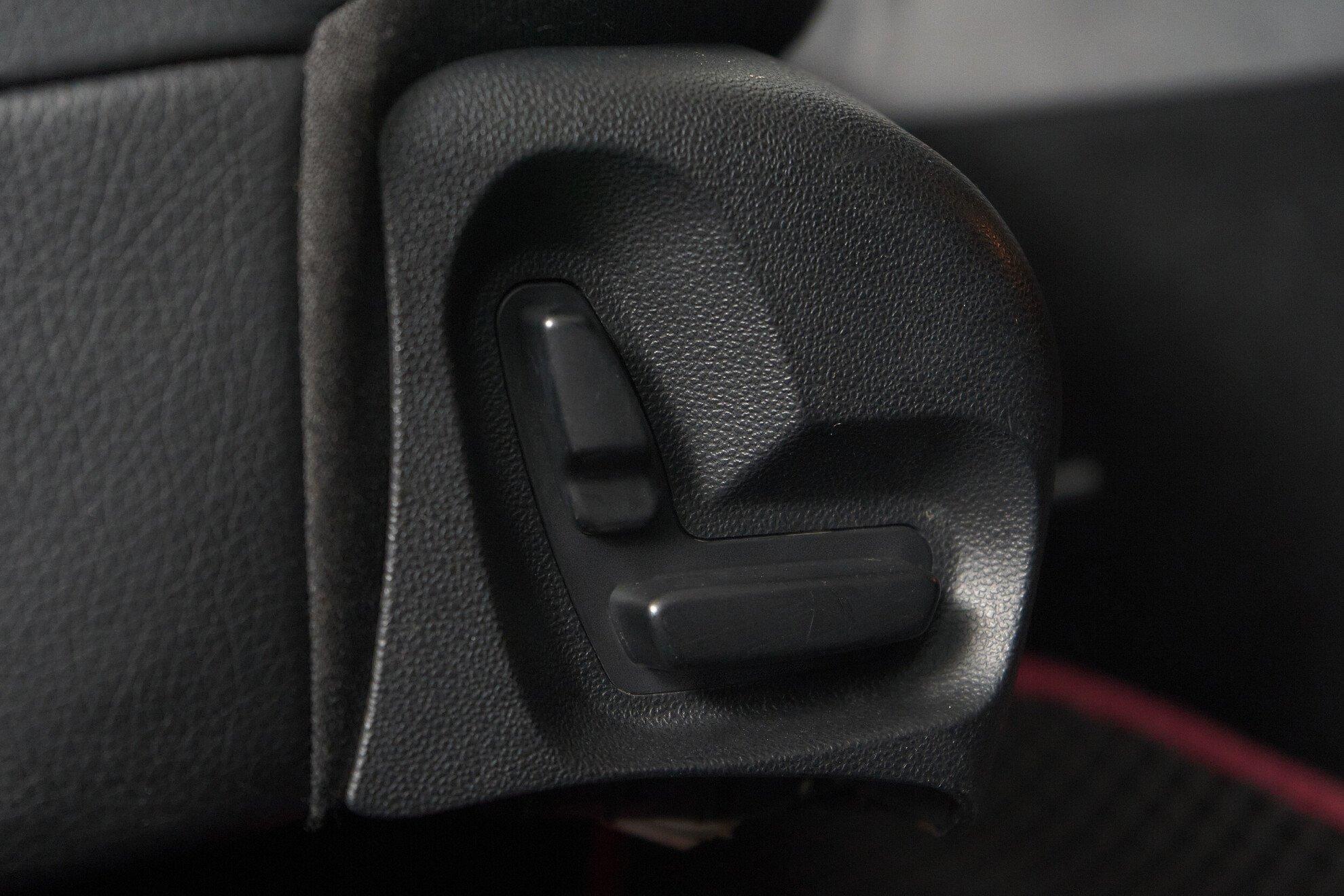 Mercedes-Benz E-Класс 2008, черный