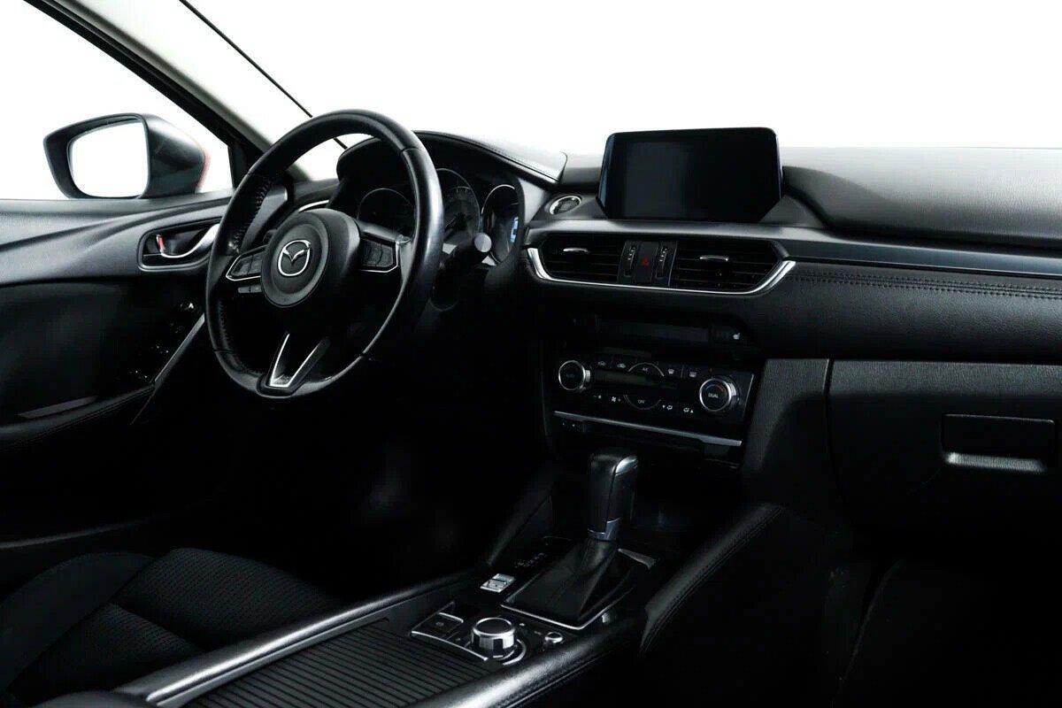 Mazda 6 2018, красный