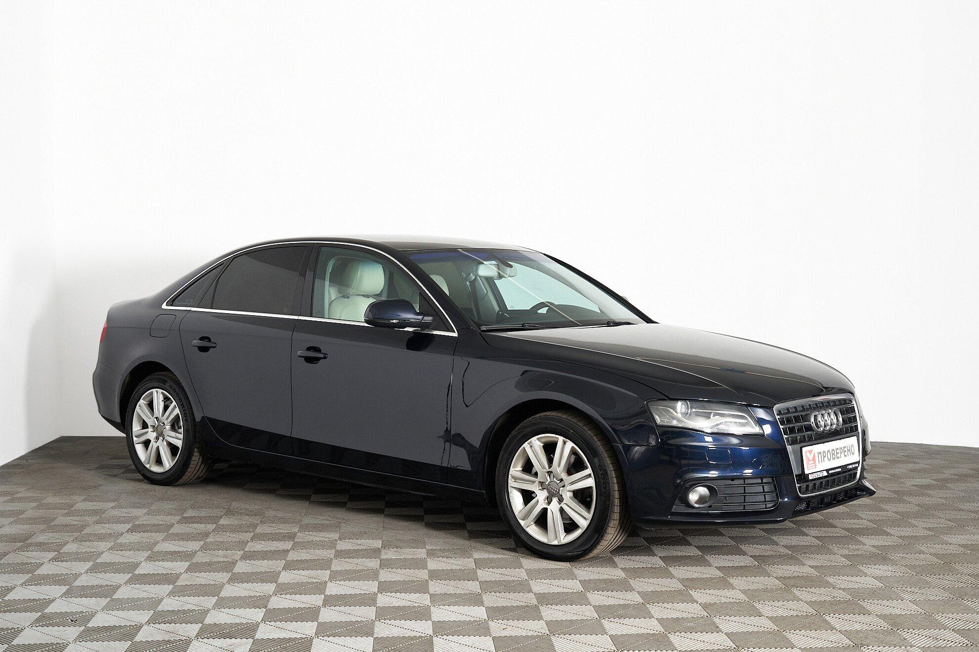Audi A4 2010, синий