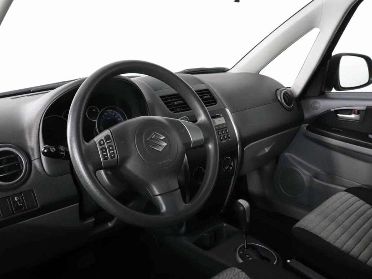 Suzuki SX4 2013, зеленый