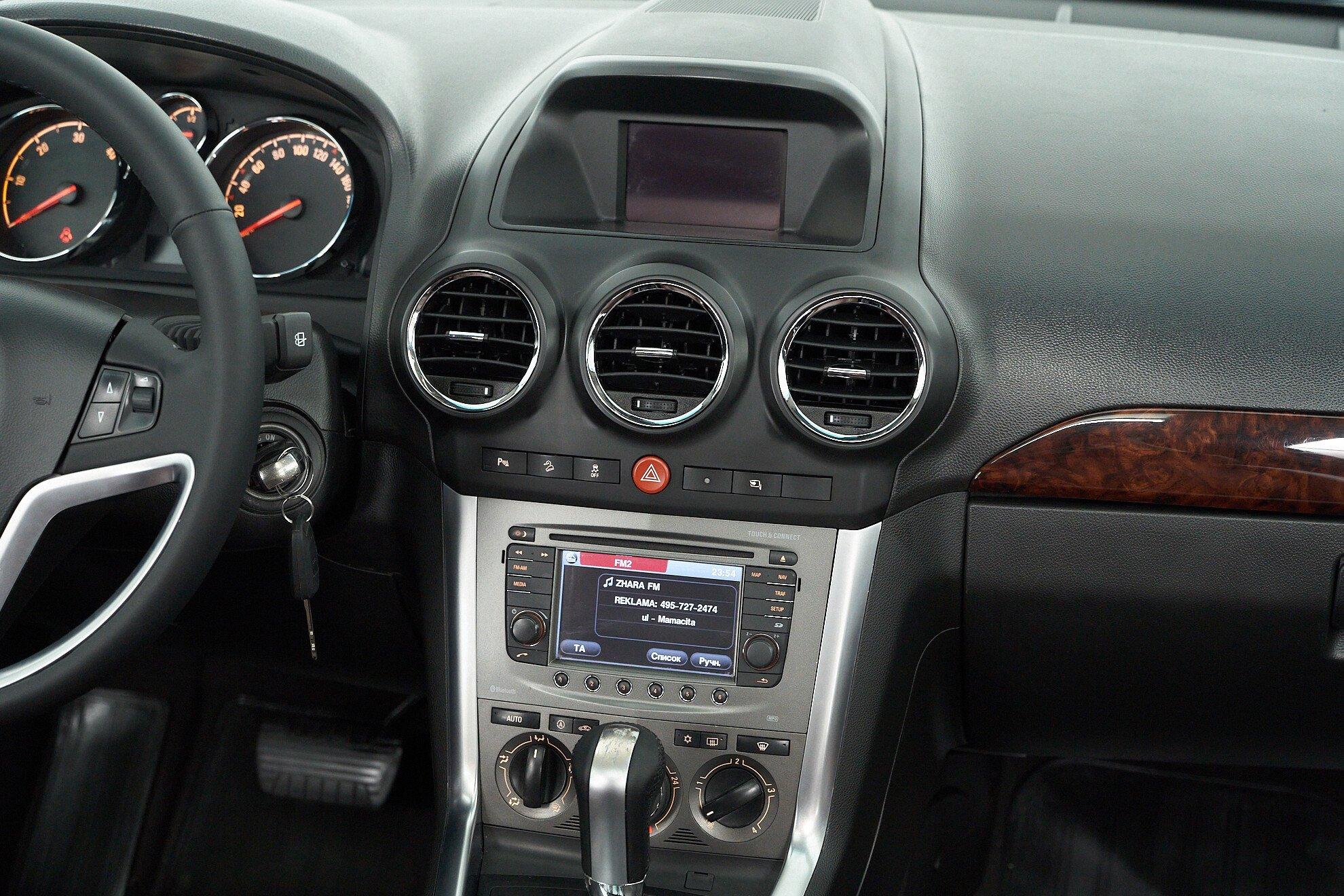 Opel Antara 2013, черный