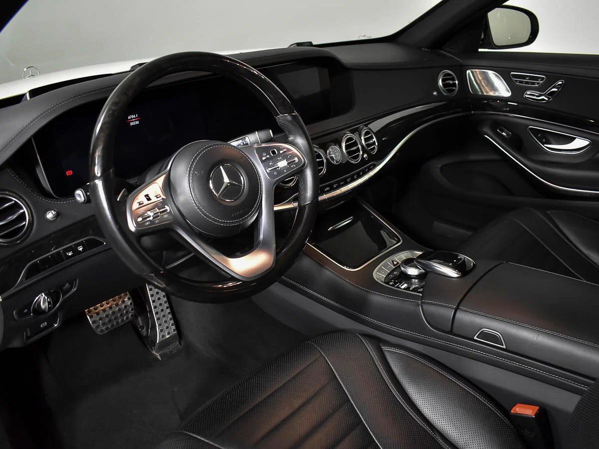 Mercedes-Benz S-Класс 2018, белый