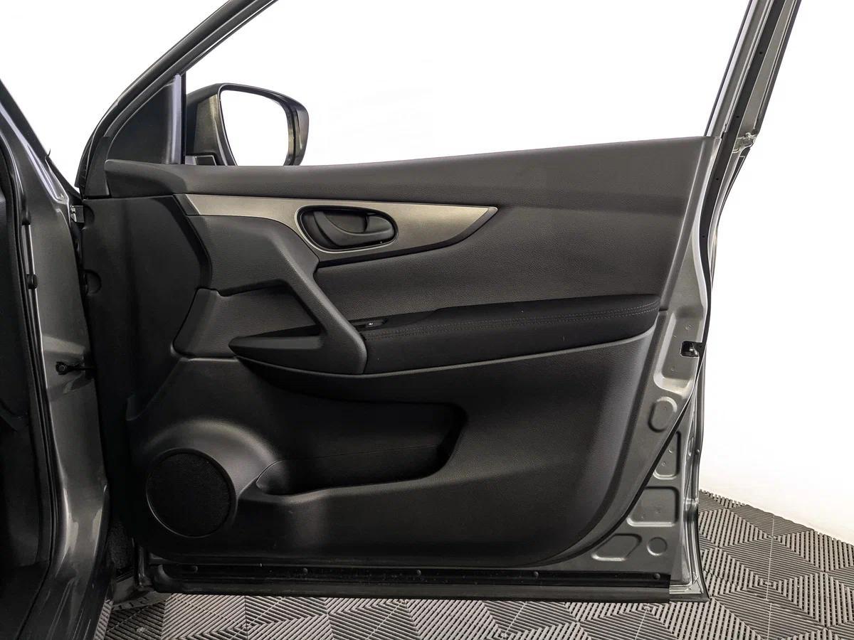 Nissan Qashqai 2020, серый