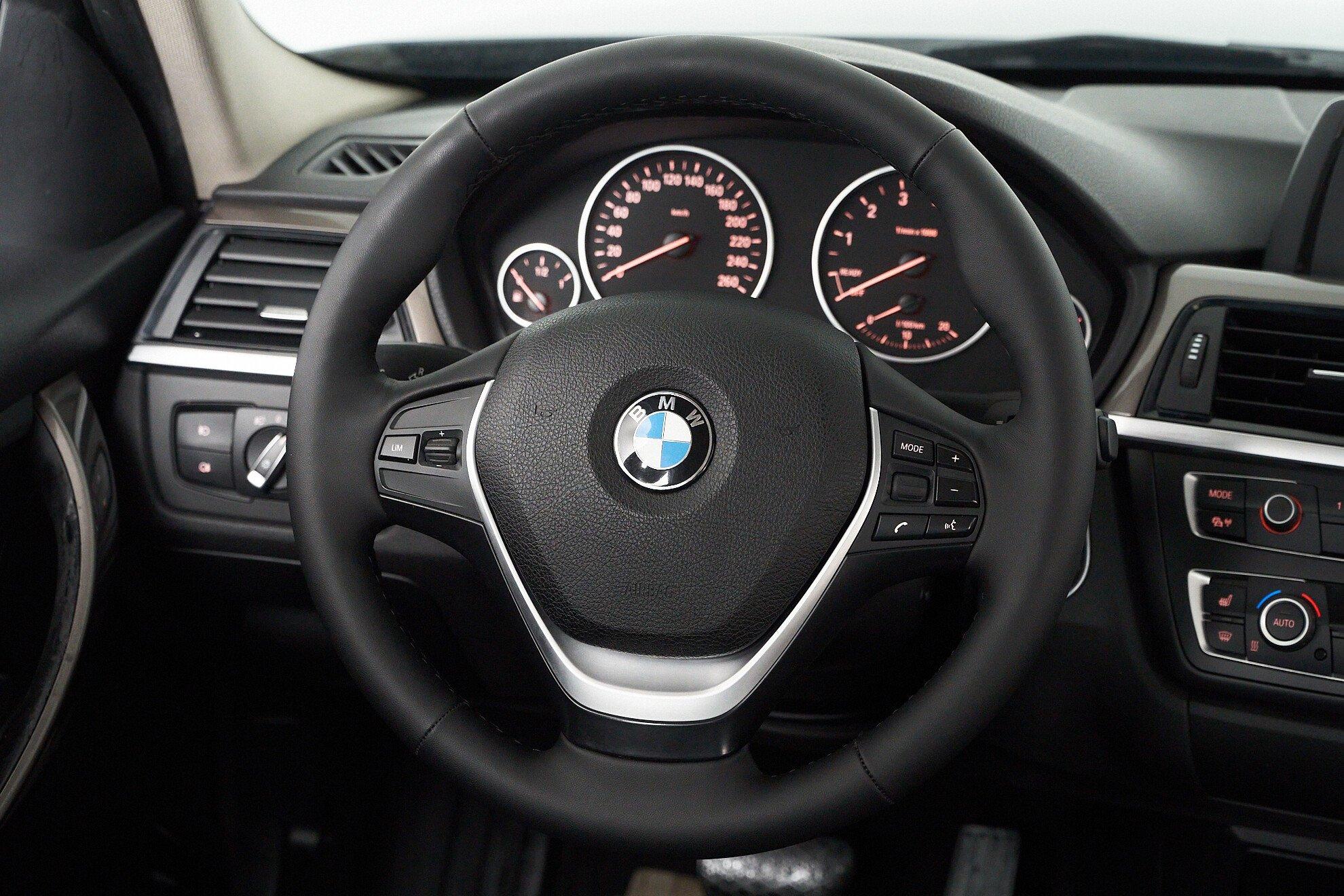 BMW 3 серии 2014, синий