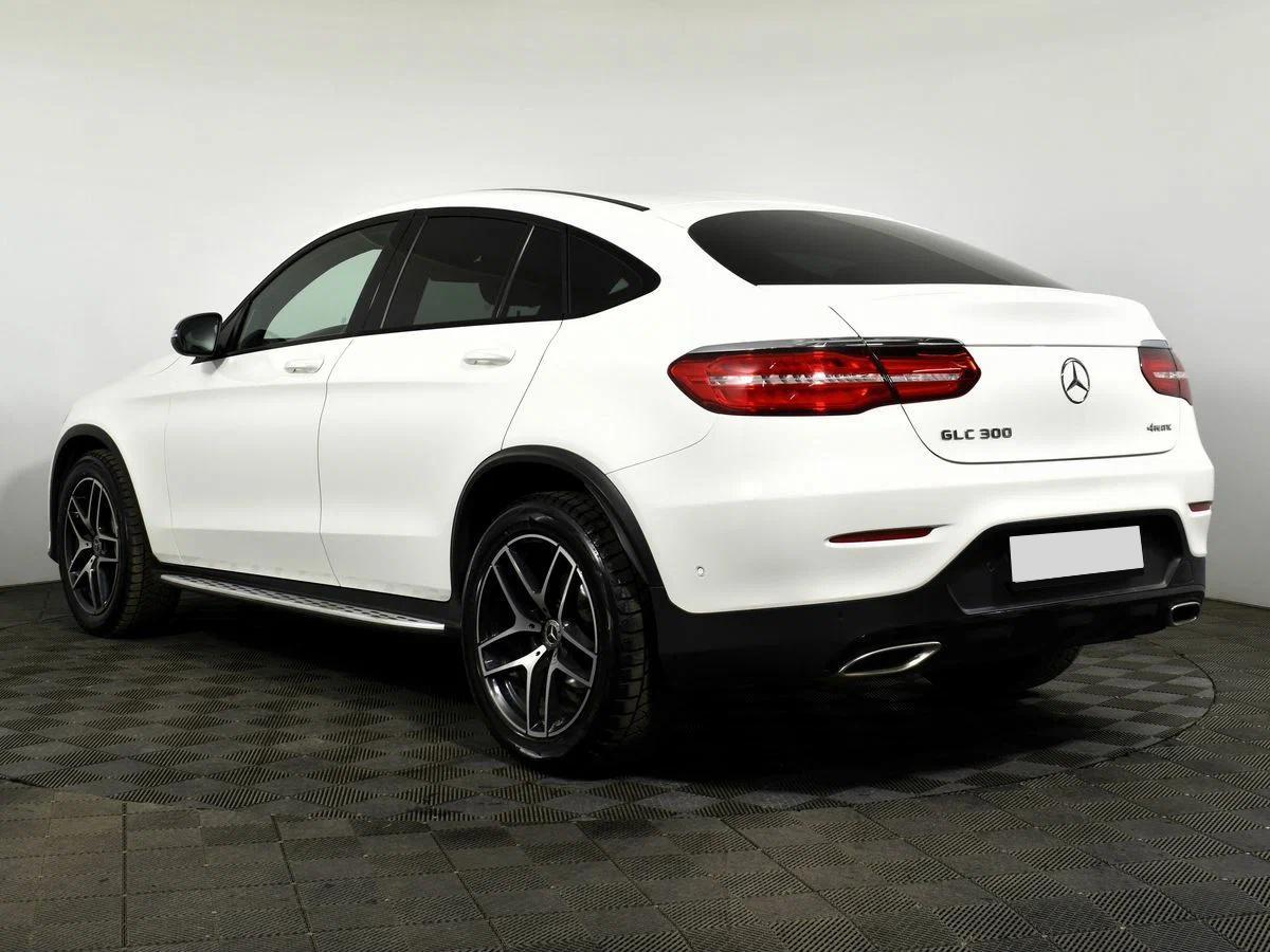 Mercedes-Benz GLC Coupe 2019, белый