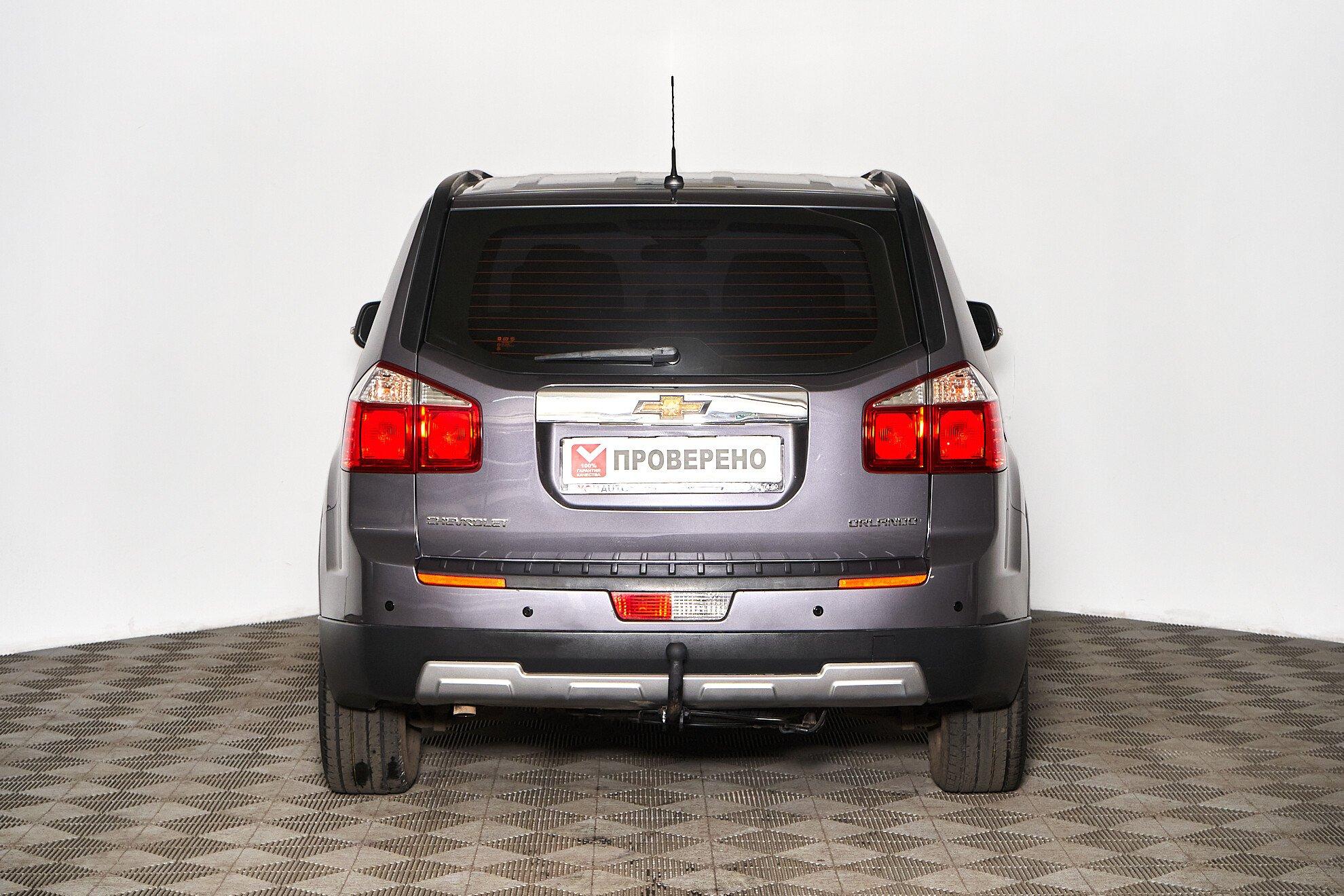 Chevrolet Orlando 2014, серый