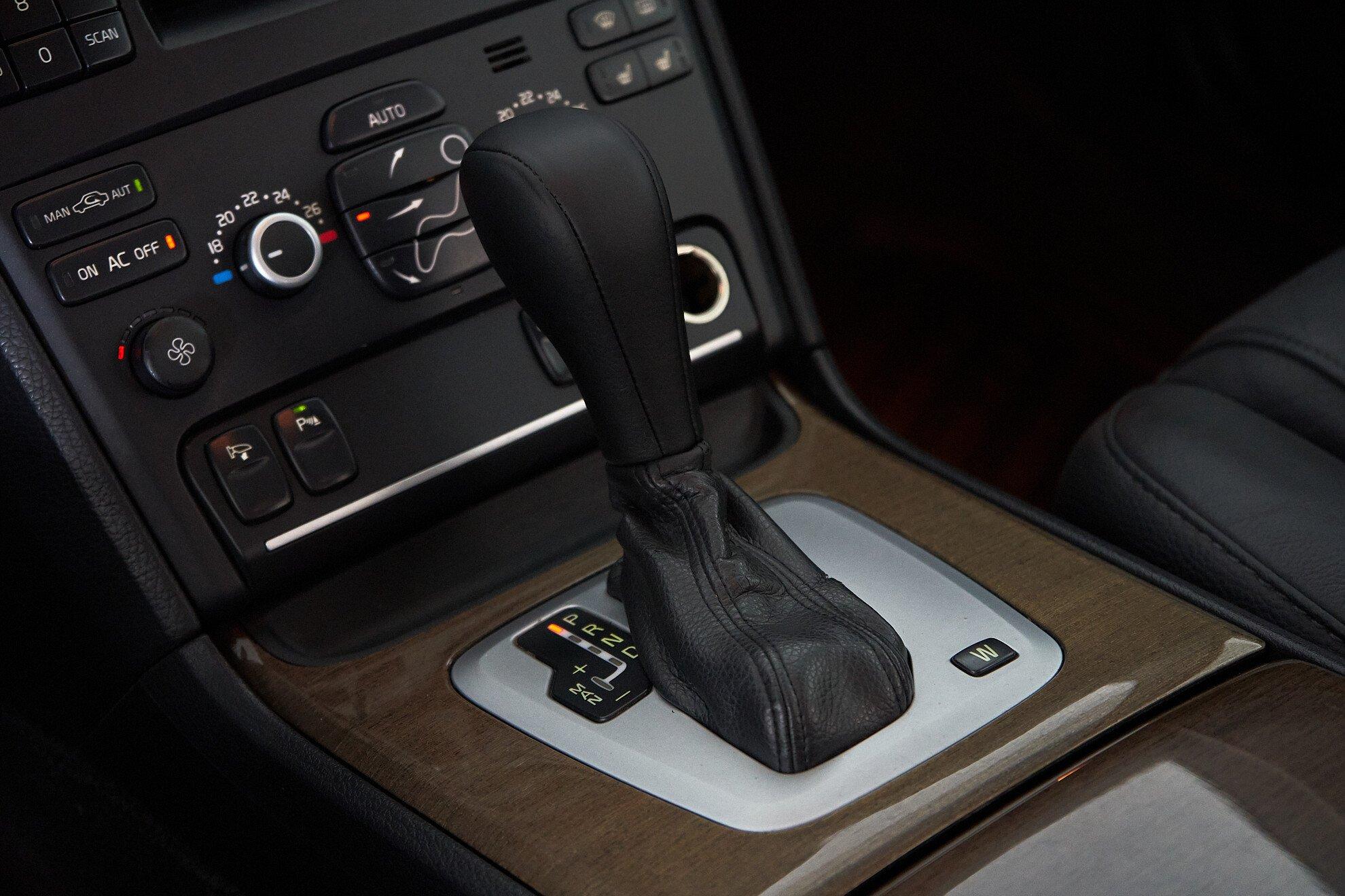 Volvo XC90 2010, синий